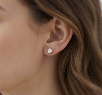 oval claw studs