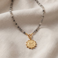 Horse charm Labr